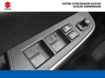 Photo 13 du bon plan SUZUKI Swift 1.2 Dualjet Hybrid 83ch Pack AllGrip occasion à 16490 €