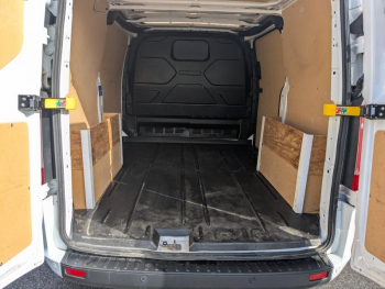 Photo 23 du bon plan FORD Transit Custom Fg VUL 280 L1H1 2.0 EcoBlue 130 Trend Business 7cv occasion à 22990 €