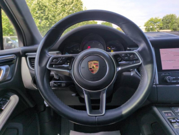 Photo 22 du bon plan PORSCHE Macan 3.0 V6 258ch S Diesel PDK occasion à 34900 €