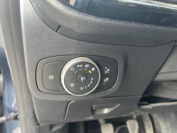 Photo 15 du bon plan FORD Fiesta 1.0 Flexifuel 95ch Titanium Business 5p occasion à 15490 €