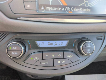 Photo 18 du bon plan TOYOTA Yaris HSD 100h Dynamic 5p occasion à 11200 €