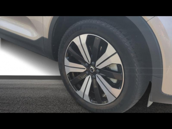 Photo 15 du bon plan VOLVO XC40 Recharge 231ch Start EDT occasion à 23990 €