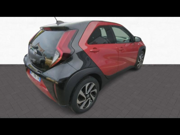 Photo 4 du bon plan TOYOTA Aygo X 1.0 VVT-i 72ch Design occasion à 13990 €