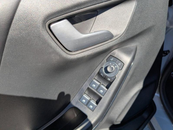 Photo 8 du bon plan FORD Puma 1.0 Flexifuel 125ch S&S mHEV ST-Line X occasion à 21990 €