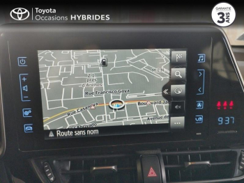 Photo 5 du bon plan TOYOTA C-HR 122h Design 2WD E-CVT RC18 occasion à 18990 €