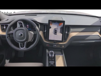 Photo 5 du bon plan VOLVO XC60 T6 Hybride Rechargeable 253 + 145ch Plus Style Dark Geartronic 8 AWD occasion à 66900 €