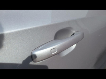 Photo 14 du bon plan VOLVO XC60 T6 Hybride Rechargeable 253 + 145ch Plus Style Dark Geartronic 8 AWD occasion à 66900 €