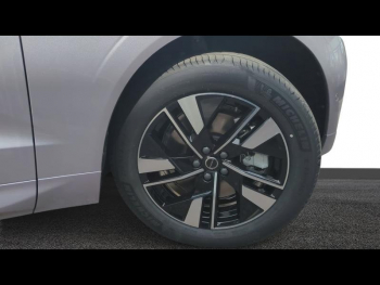 Photo 15 du bon plan VOLVO XC60 T6 Hybride Rechargeable 253 + 145ch Plus Style Dark Geartronic 8 AWD occasion à 66900 €