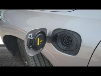 Photo 19 du bon plan VOLVO XC60 T6 Hybride Rechargeable 253 + 145ch Plus Style Dark Geartronic 8 AWD occasion à 66900 €