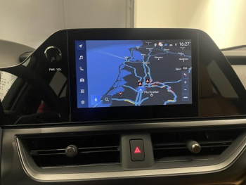 Photo 28 du bon plan LEXUS UX 300h F SPORT Design 4WD occasion à 39900 €