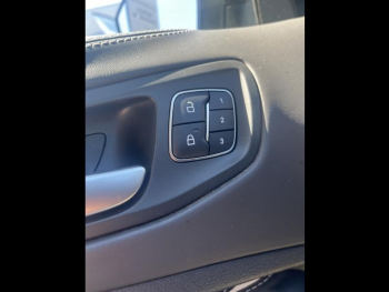 Photo 20 du bon plan FORD Kuga 1.5 Flexifuel-E85 150ch Stop&Start Vignale 170g 4x2 Euro6.2 occasion à 17900 €