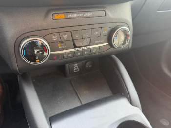 Photo 17 du bon plan FORD Kuga 2.5 Duratec 190ch FHEV E85 Vignale BVA occasion à 28490 €