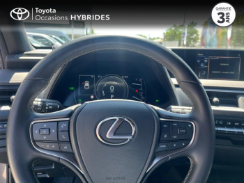 Photo 13 du bon plan LEXUS UX 250h 2WD Premium Edition MY21 occasion à 24290 €