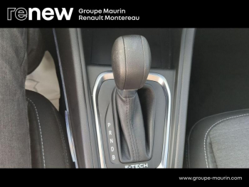 Photo 16 du bon plan RENAULT Captur 1.6 E-Tech hybride 145ch Evolution occasion à 18490 €