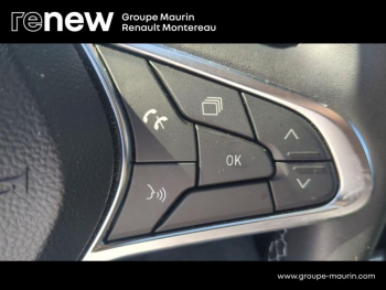 Photo 19 du bon plan RENAULT Captur 1.6 E-Tech hybride 145ch Evolution occasion à 18490 €