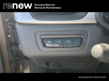 Photo 22 du bon plan RENAULT Captur 1.6 E-Tech hybride 145ch Evolution occasion à 18490 €