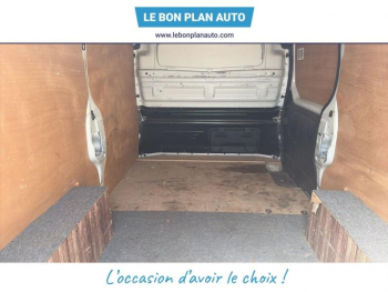Photo 11 du bon plan RENAULT Trafic Fg VUL L1H1 1000 1.6 dCi 120ch Grand Confort Euro6 occasion à 14490 €