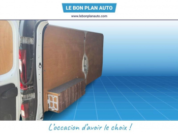 Photo 15 du bon plan RENAULT Trafic Fg VUL L1H1 1000 1.6 dCi 120ch Grand Confort Euro6 occasion à 14490 €