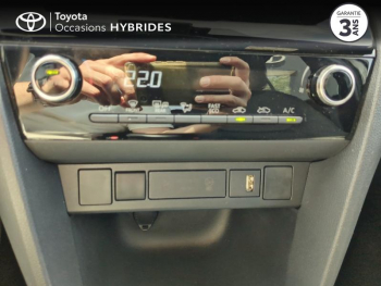 Photo 22 du bon plan TOYOTA Yaris Cross 116h Design MY22 occasion à 21290 €