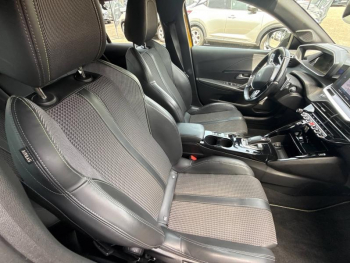 Photo 9 du bon plan PEUGEOT 208 1.2 PureTech 130ch S&S GT Line EAT8 7cv occasion à 11990 €