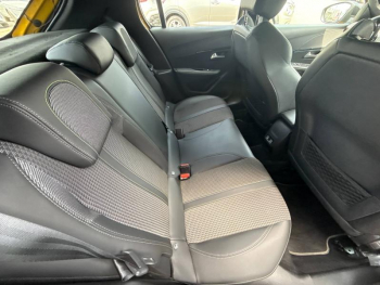 Photo 10 du bon plan PEUGEOT 208 1.2 PureTech 130ch S&S GT Line EAT8 7cv occasion à 11990 €