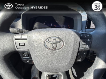 Photo 13 du bon plan TOYOTA C-HR 1.8 Hybride 140ch Design MY25 occasion à 32990 €