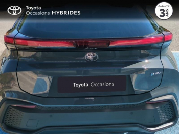 Photo 4 du bon plan TOYOTA C-HR 1.8 Hybride 140ch Graphic MY26 occasion à 33390 €