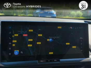 Photo 15 du bon plan TOYOTA C-HR 1.8 Hybride 140ch Graphic MY26 occasion à 33390 €