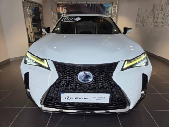Photo 2 du bon plan LEXUS UX 250h 2WD F SPORT MY19 occasion à 23990 €