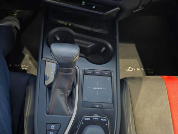 Photo 9 du bon plan LEXUS UX 250h 2WD F SPORT MY19 occasion à 23990 €