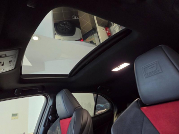 Photo 13 du bon plan LEXUS UX 250h 2WD F SPORT MY19 occasion à 23990 €