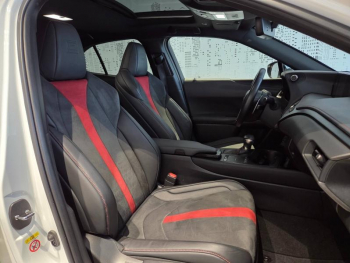 Photo 14 du bon plan LEXUS UX 250h 2WD F SPORT MY19 occasion à 23990 €
