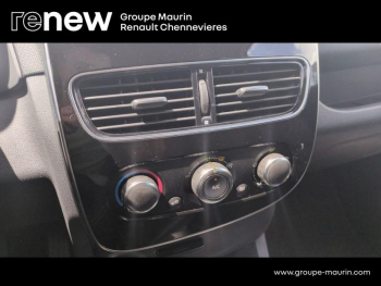 Photo 20 du bon plan RENAULT Clio 0.9 TCe 90ch Limited 5p occasion à 9999 €