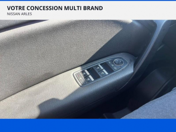 Photo 25 du bon plan RENAULT Captur 1.3 TCe 130ch FAP Intens - 20 occasion à 13500 €