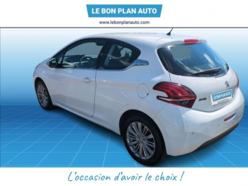Photo 3 du bon plan PEUGEOT 208 1.2 PureTech 82ch Allure 3p occasion à 5290 €