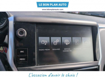 Photo 18 du bon plan PEUGEOT 208 1.2 PureTech 82ch Allure 3p occasion à 5290 €