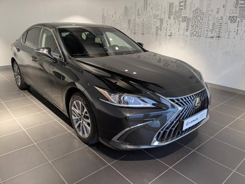 Bon plan LEXUS ES 300h Business MY23 occasion à 42900 €