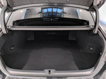 Photo 11 du bon plan LEXUS ES 300h Business MY23 occasion à 42900 €
