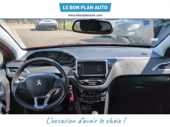 Photo 15 du bon plan PEUGEOT 2008 1.2 PureTech 110ch E6.c Signature S&S EAT6 occasion à 9390 €