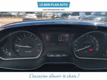 Photo 21 du bon plan PEUGEOT 2008 1.2 PureTech 110ch E6.c Signature S&S EAT6 occasion à 9390 €