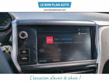 Photo 22 du bon plan PEUGEOT 2008 1.2 PureTech 110ch E6.c Signature S&S EAT6 occasion à 9390 €