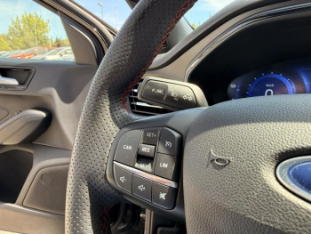 Photo 16 du bon plan FORD Focus 1.0 Flexifuel mHEV 125ch ST-Line X occasion à 20989 €