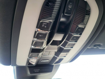 Photo 34 du bon plan PORSCHE Macan 3.0 V6 354ch S PDK occasion à 50490 €
