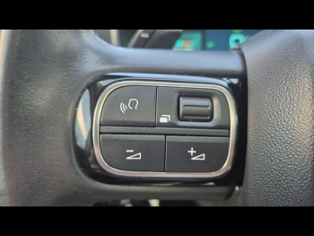 Photo 16 du bon plan CITROEN C5 Aircross Hybrid 225ch Shine Pack e-EAT8 occasion à 19490 €