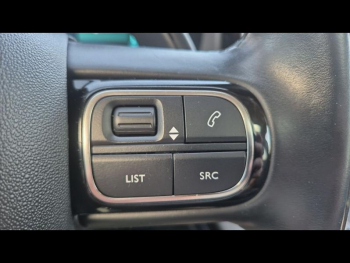 Photo 17 du bon plan CITROEN C5 Aircross Hybrid 225ch Shine Pack e-EAT8 occasion à 19490 €