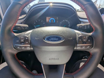 Photo 15 du bon plan FORD Fiesta 1.0 Flexifuel 95ch ST-Line 5p occasion à 16350 €