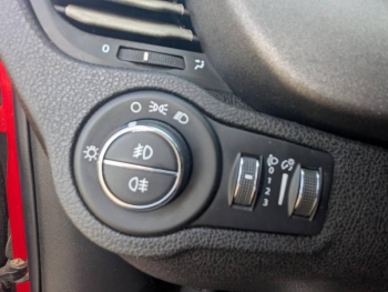Photo 13 du bon plan FIAT 500X 1.4 MultiAir 16v 140ch Cross DCT occasion à 12980 €
