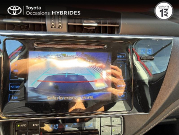 Photo 21 du bon plan TOYOTA Auris Touring Sports HSD 136h Collection RC18 occasion à 15490 €
