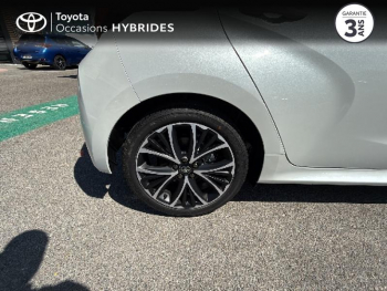 Photo 16 du bon plan TOYOTA Yaris 116h Design 5p MY26 occasion à 25990 €