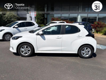 Photo 3 du bon plan TOYOTA Yaris 120 VVT-i Dynamic Business 5p MC24 occasion à 16990 €